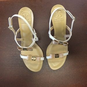 Tory Burch Kailey Patent Bow Sandal Low Heel 8.5